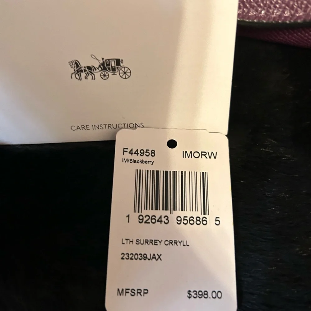 EUC worn twice! Coach Surrey Leather Bag - Picture 3 of 7